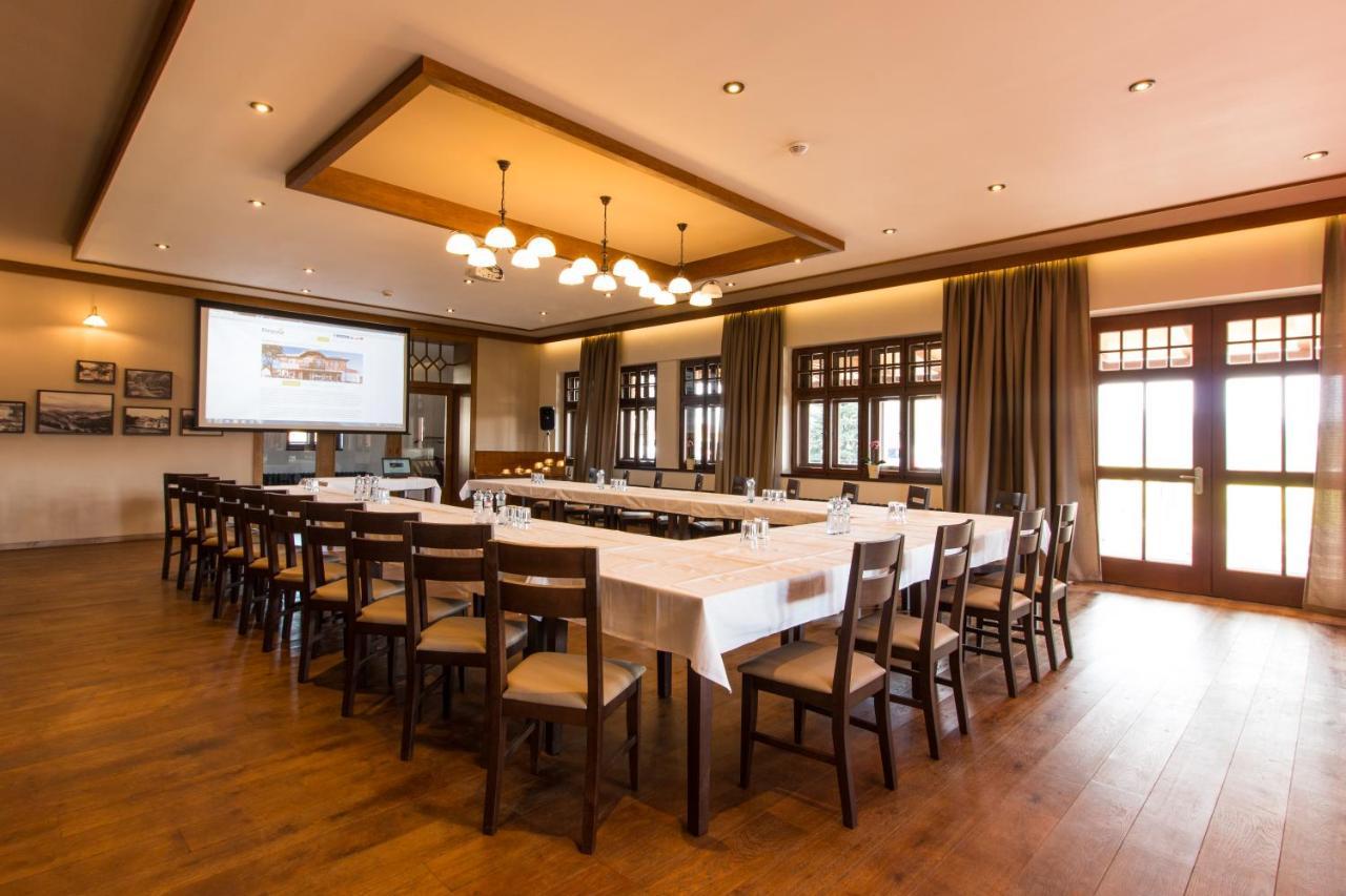 Hotel Franz Рейвиз Экстерьер фото